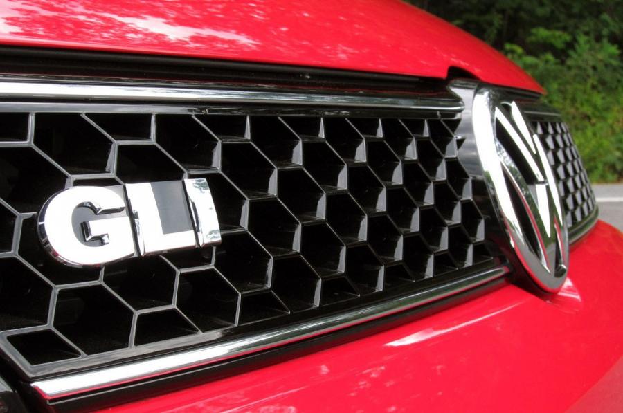  Volkswagen Jetta GLI 2012 года  (фото 44 из 49)